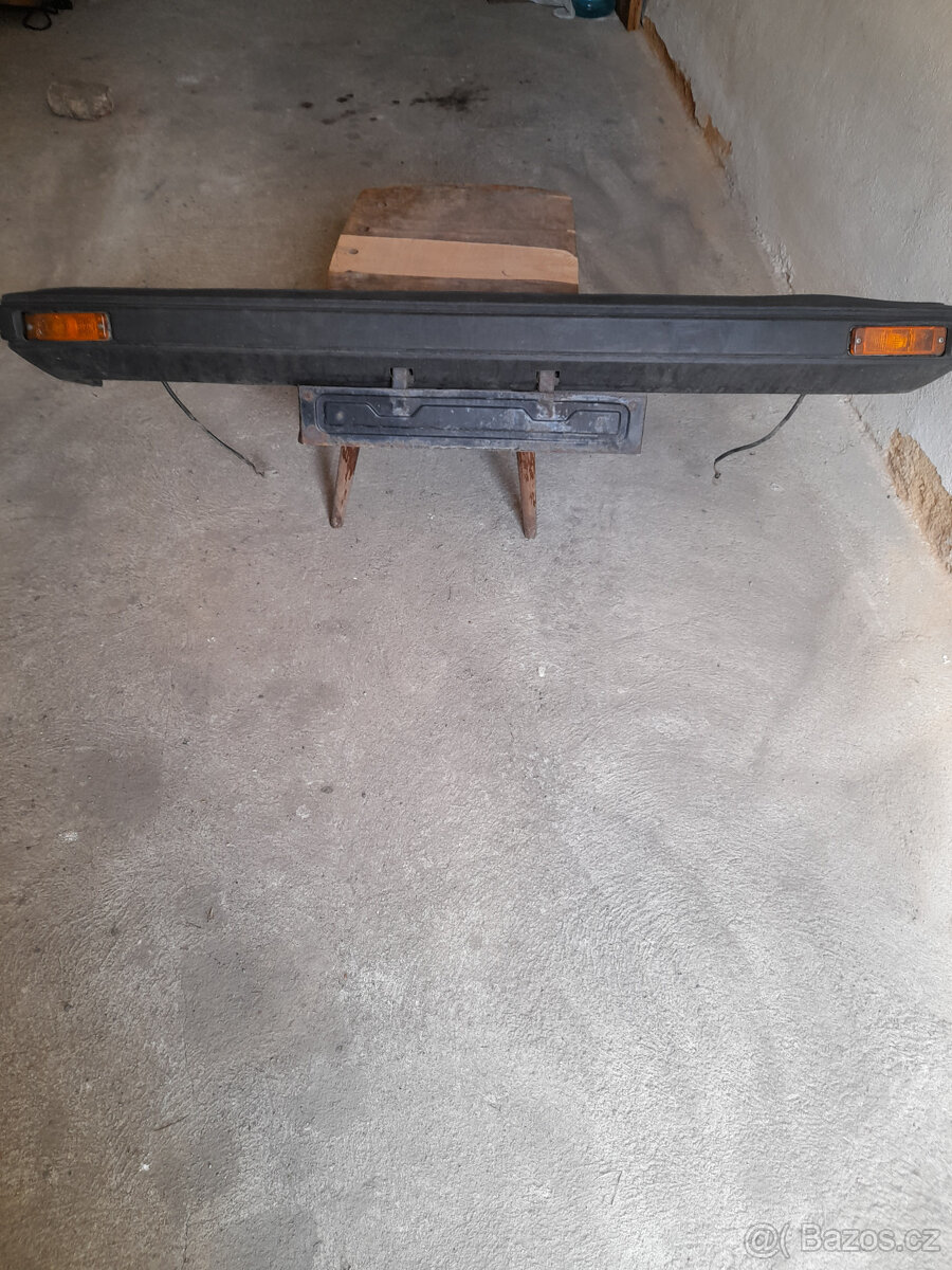 VW Golf 1 - přední nárazník
