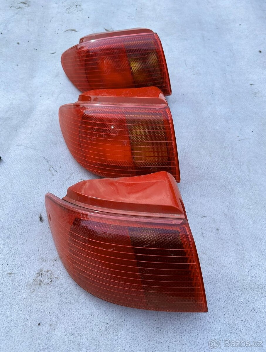 Mazda 2 DY, levé zadní světlo červené