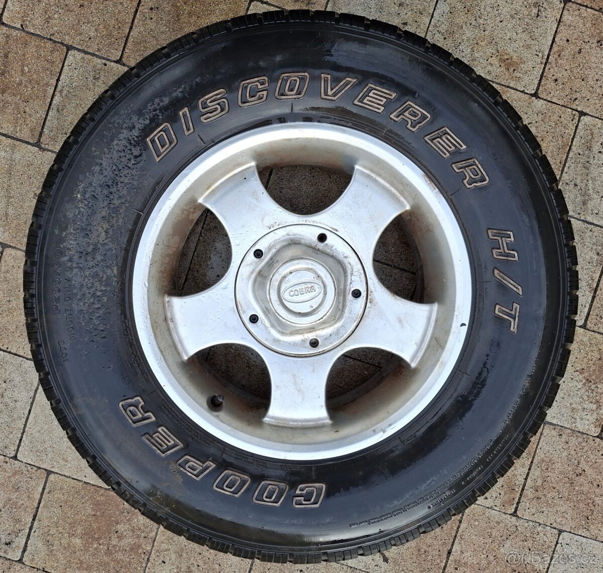 16" 5x114,3 8j et -2 alu off road 255/70r16 pneu na sezonu