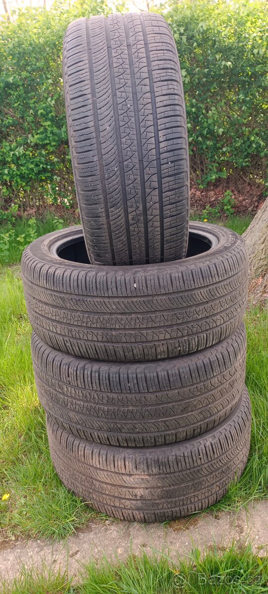 Prodám 4x letní 275/45R201 Pirelli