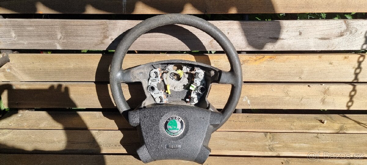 Volant Fabia 1