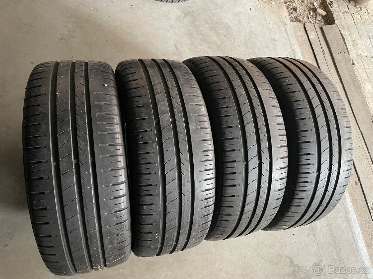 prodám letní pneumatiky 195/45/16 Goodyear celá sada
