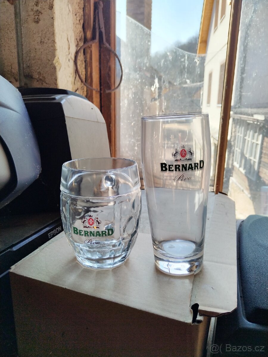 Prodám pivní sklo od pivovaru Bernard, nové