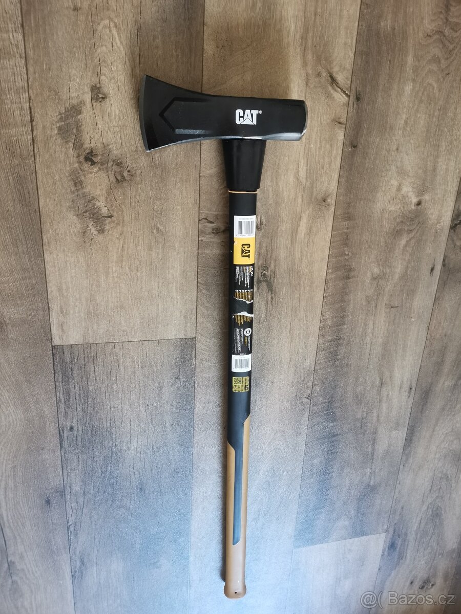 Štípací sekera CAT originál