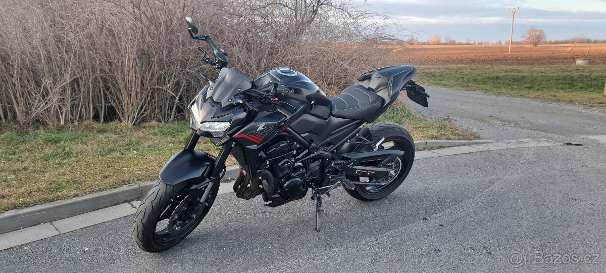 Kawasaki Z900 , SC project BLACK