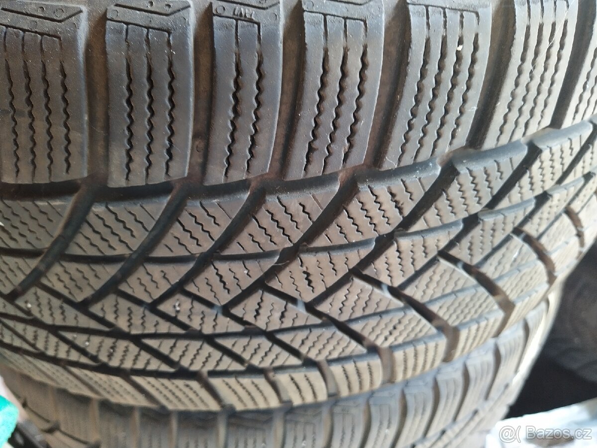 Zimní pneu Matador 225/40/18
