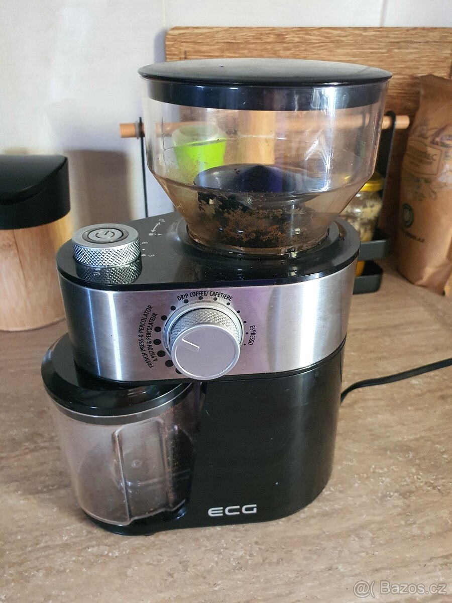 ECG mlýnek na kávu