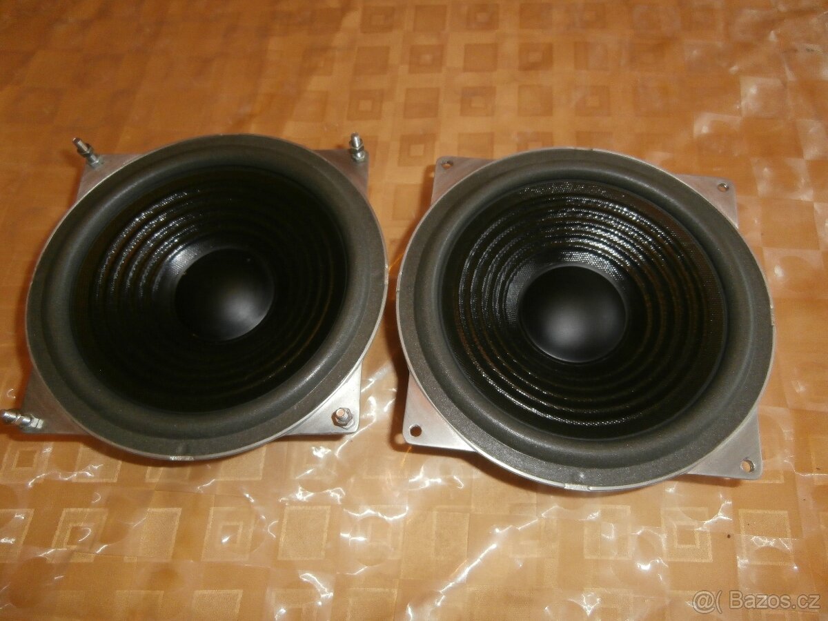 Basové repro 20cm,8 ohm
