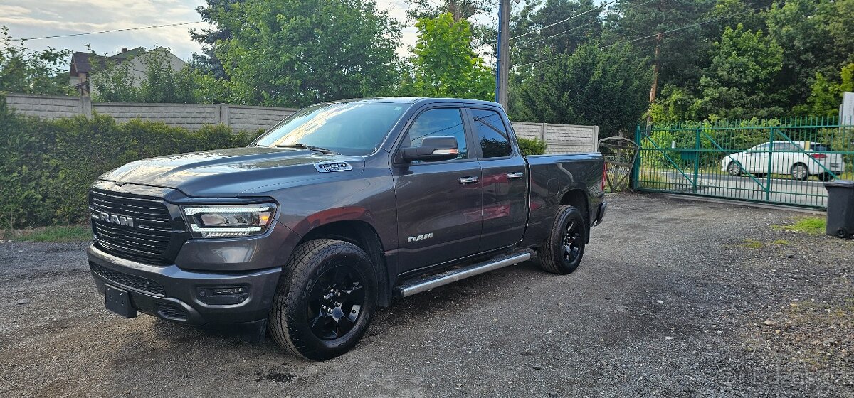 DODGE RAM 1500 BIG HORN 5.7HEMI 2019
