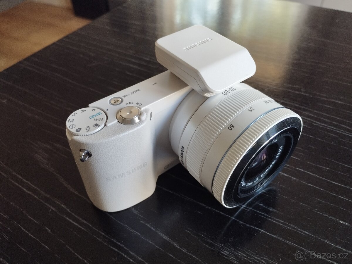 Samsung NX1100