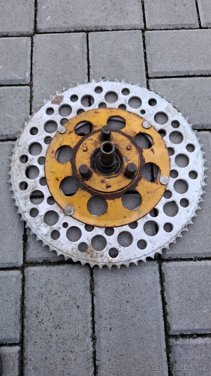 Rozeta na Jawa 50