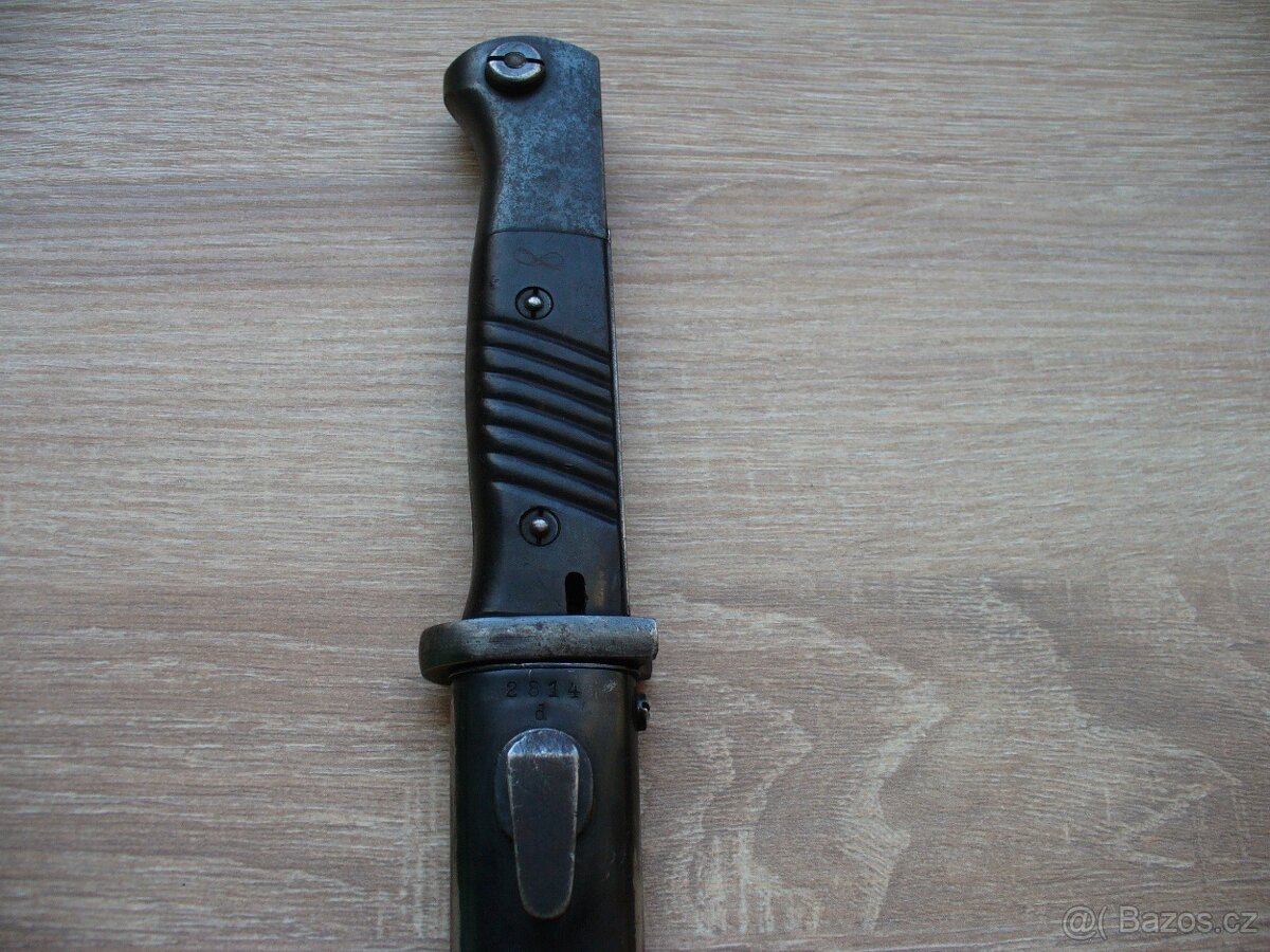 Mauser 98k valecny nemecky bajonet scislovany-pekne zachoval
