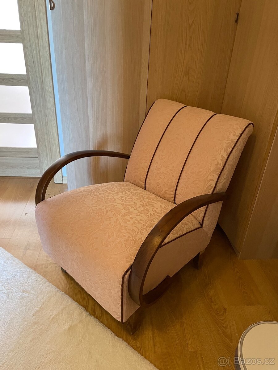 Křeslo architekt Jindrich Halabala