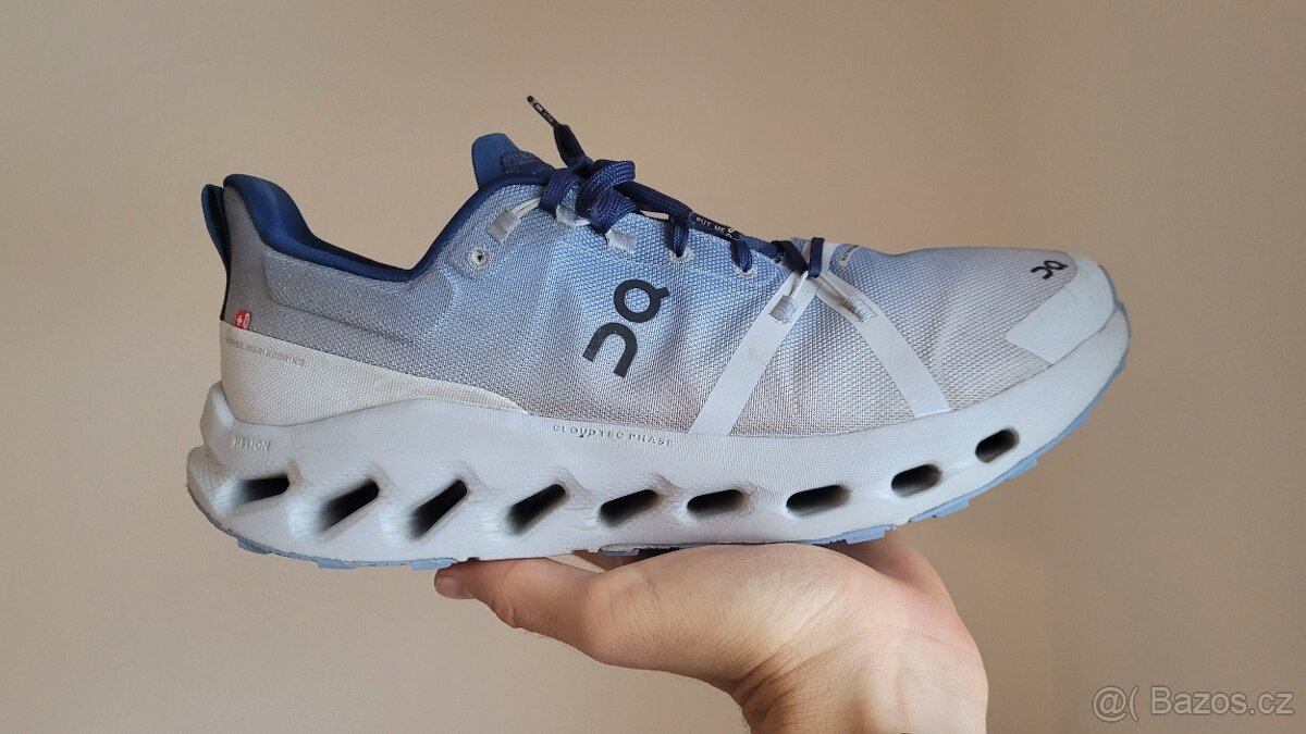 Běžecké boty On cloudsurfer trail waterproof