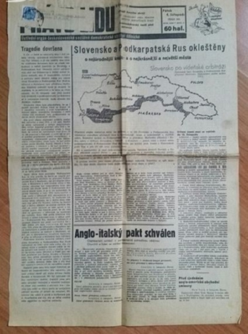 Staré noviny s vyhláškou Říš.protektora, okleštění Slovenska