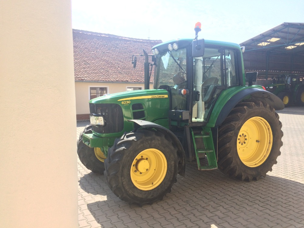 JOHN DEERE 6230 PREMIUM