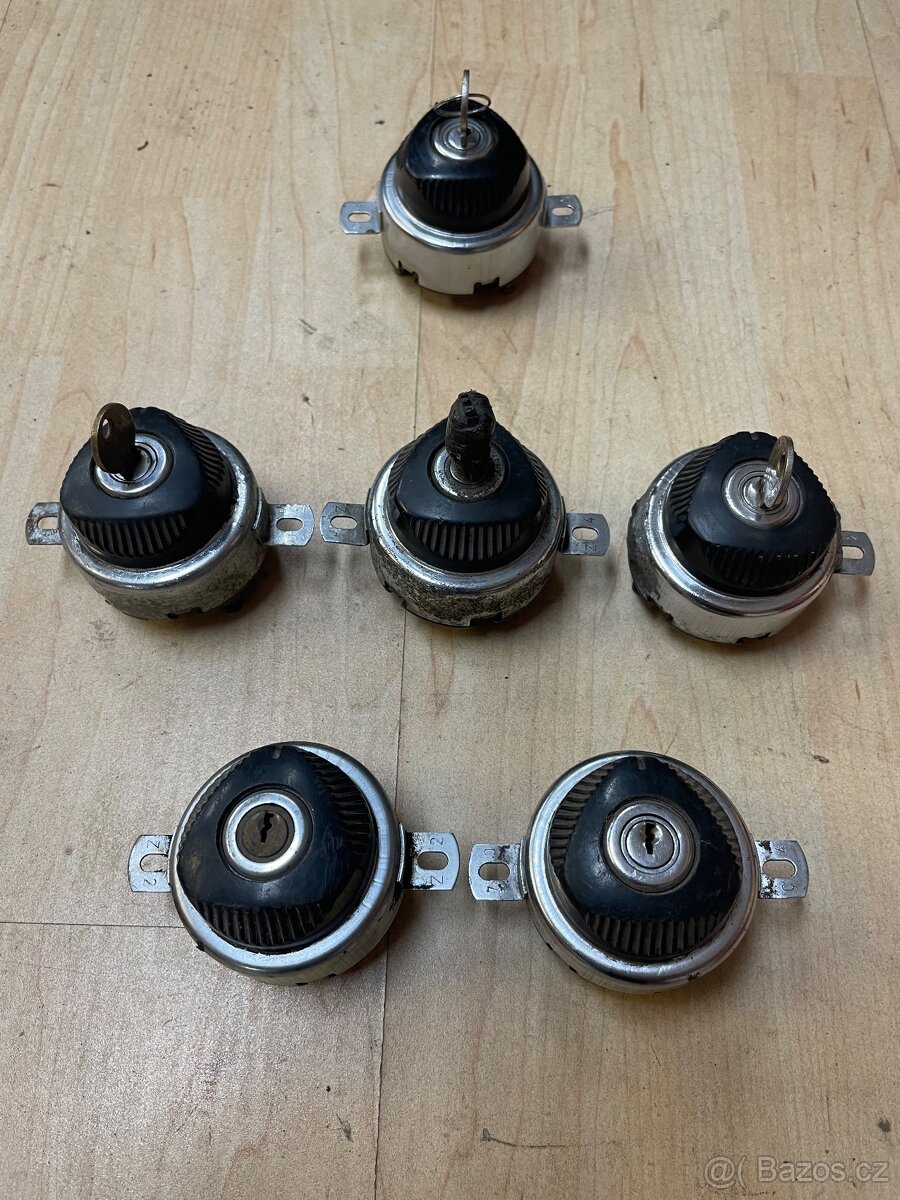 Spinacka Jawa 250 350 Panelka