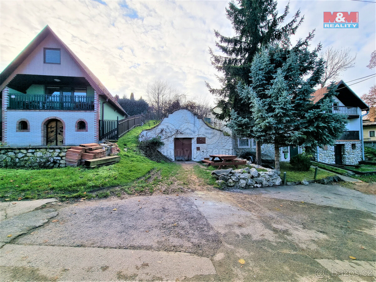 Prodej vinného sklepu, 125 m², Perná