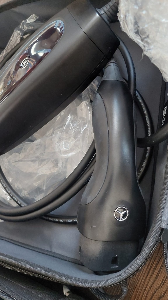Nabíjecí kabel  na 220V