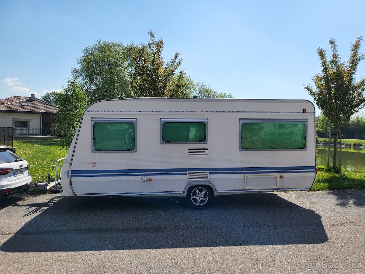 Prodám karavan ADRIA UNICA B502