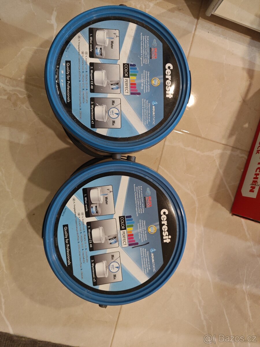 Spárovací hmota Ceresit CE40 Cementgrey 5Kg