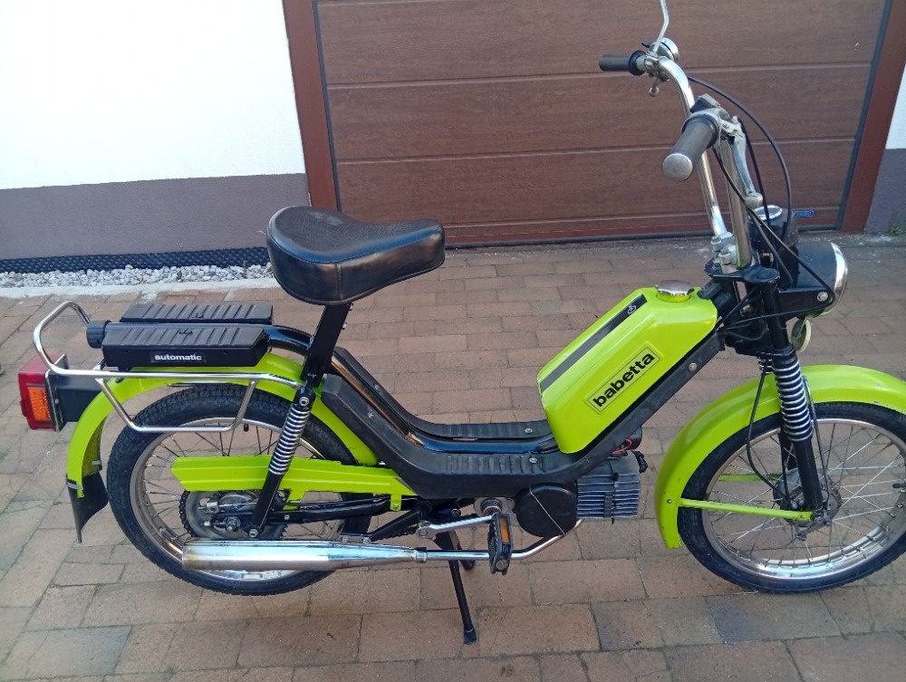 Babeta 210 nový model prodám zelené barvy