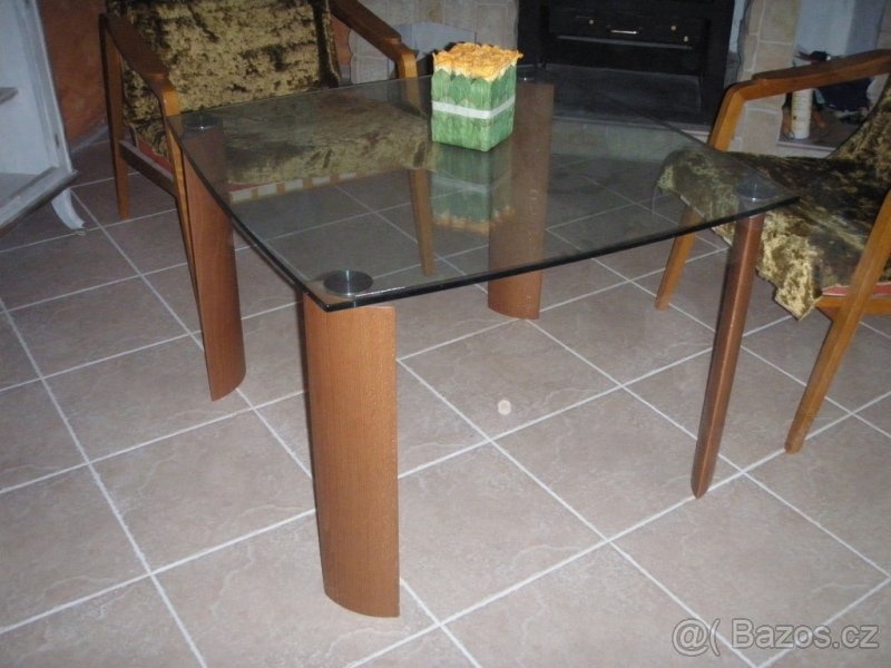Dřevěný konferenční design. stolek italské výroby NATTUZI