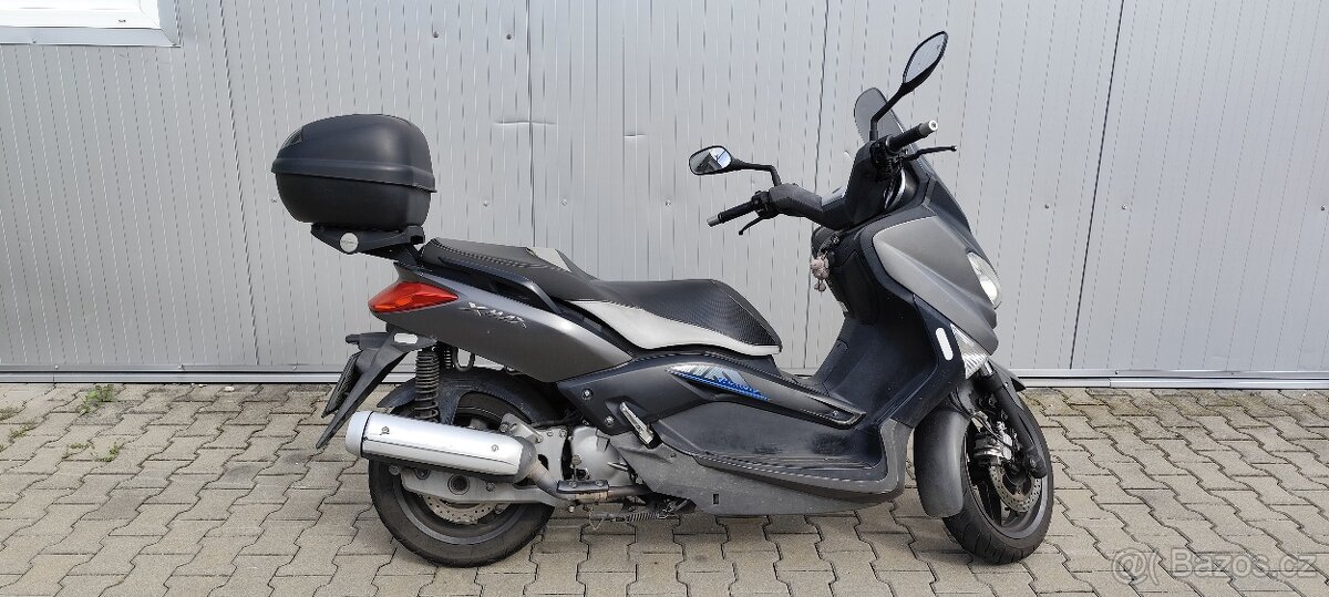 Yamaha XMAX 125