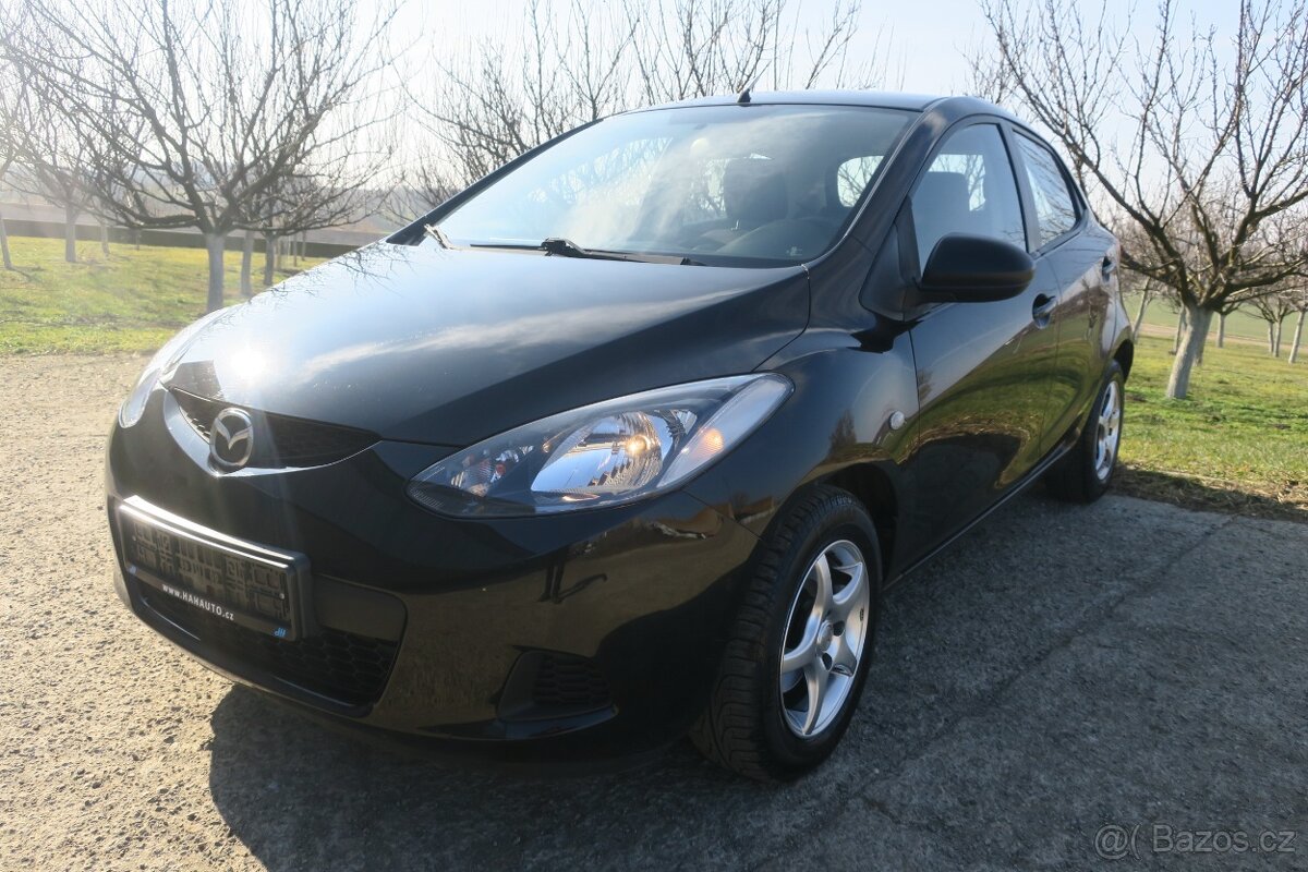 MAZDA 2 1.4 16V, KLIMA, SERVISKA, UDRŽOVANÝ VŮZ