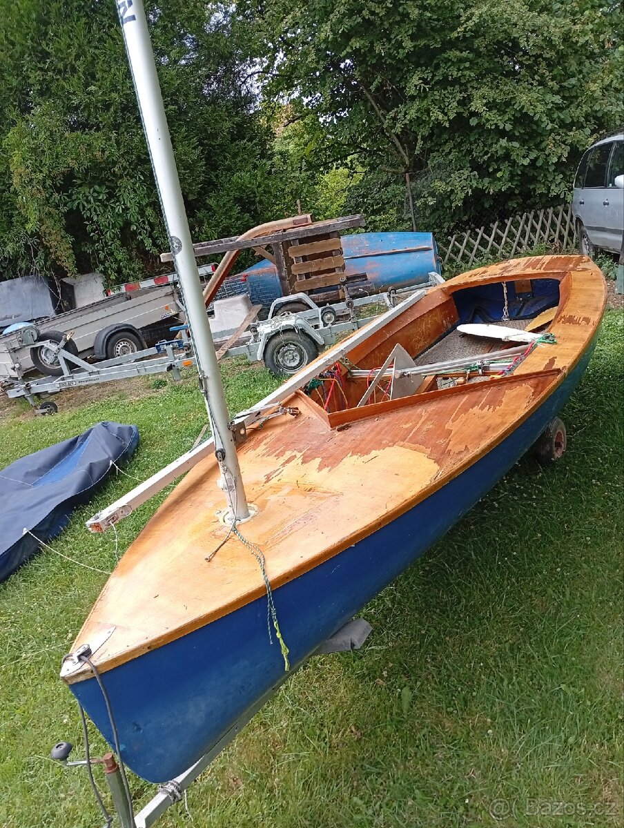 Plachetnice FINN