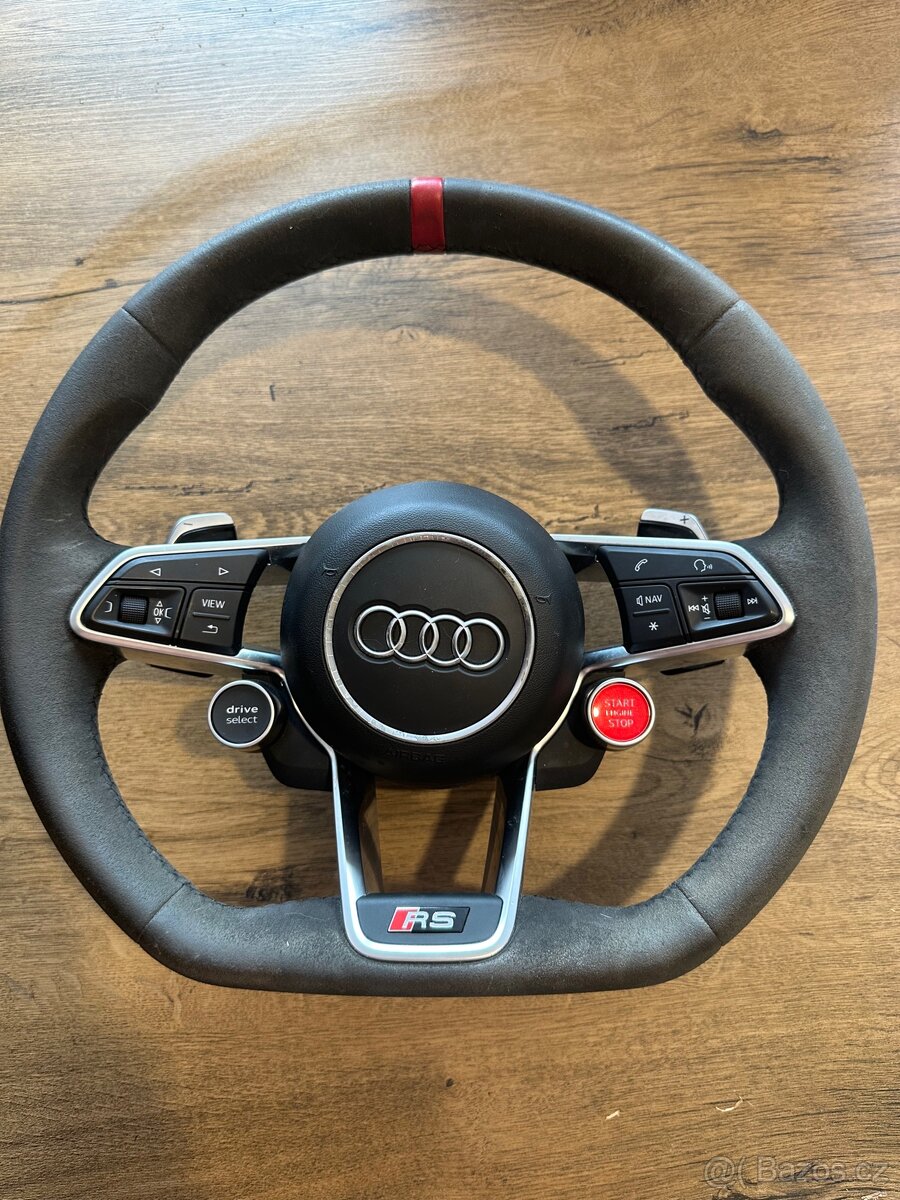 Sportovní volant Audi RS5 s airbagem
