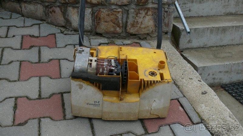 Rotační válec do kypřiče trávníků