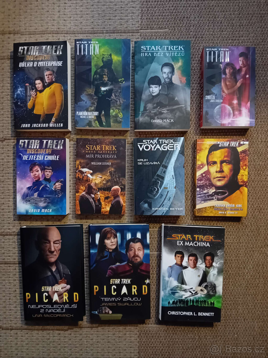11 ks knih Star Trek - jako nové, česky - stav výborný