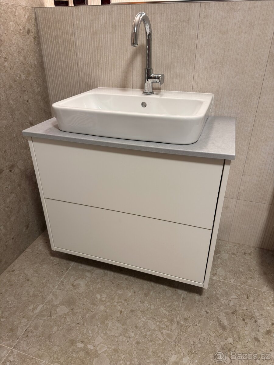 Ikea umyvadlová skříňka bílá 80cm HAVBACK