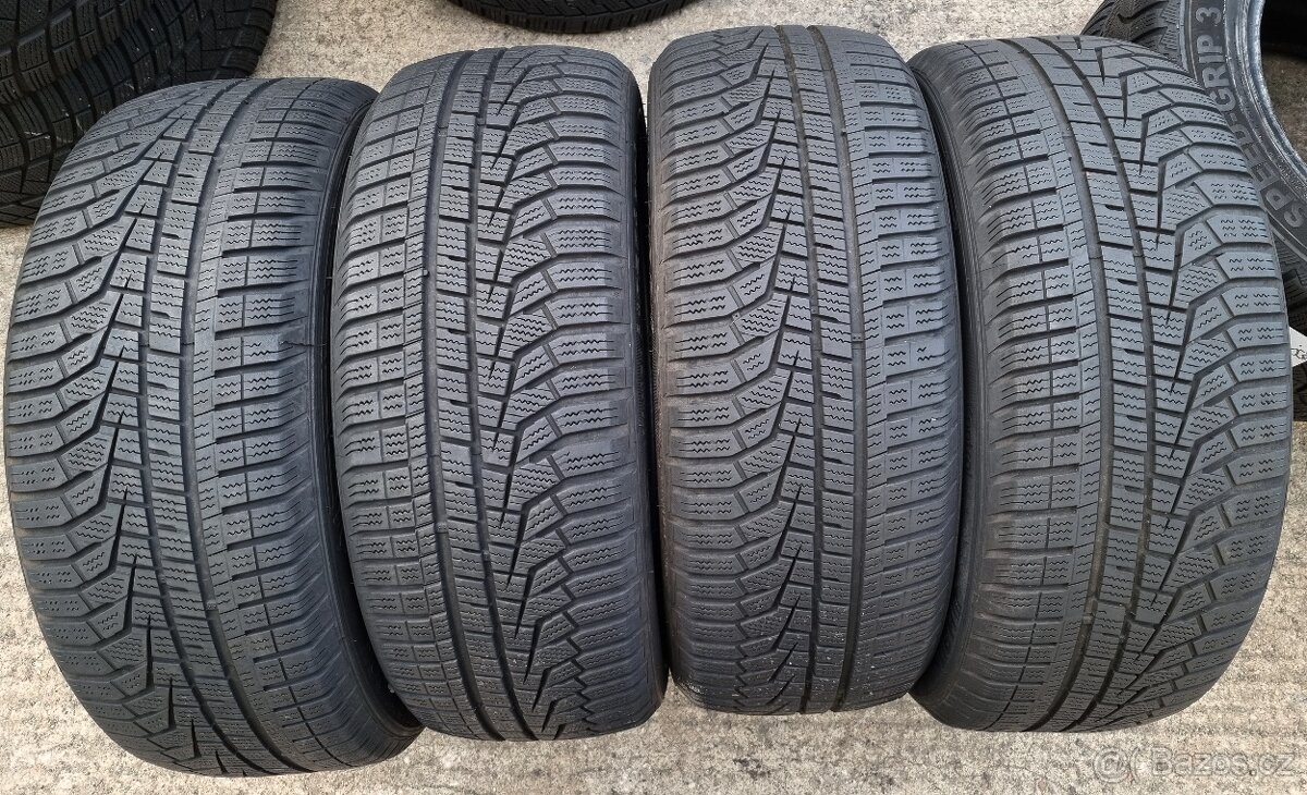 Zimní pneumatiky Hankook 205/50 R17 89V