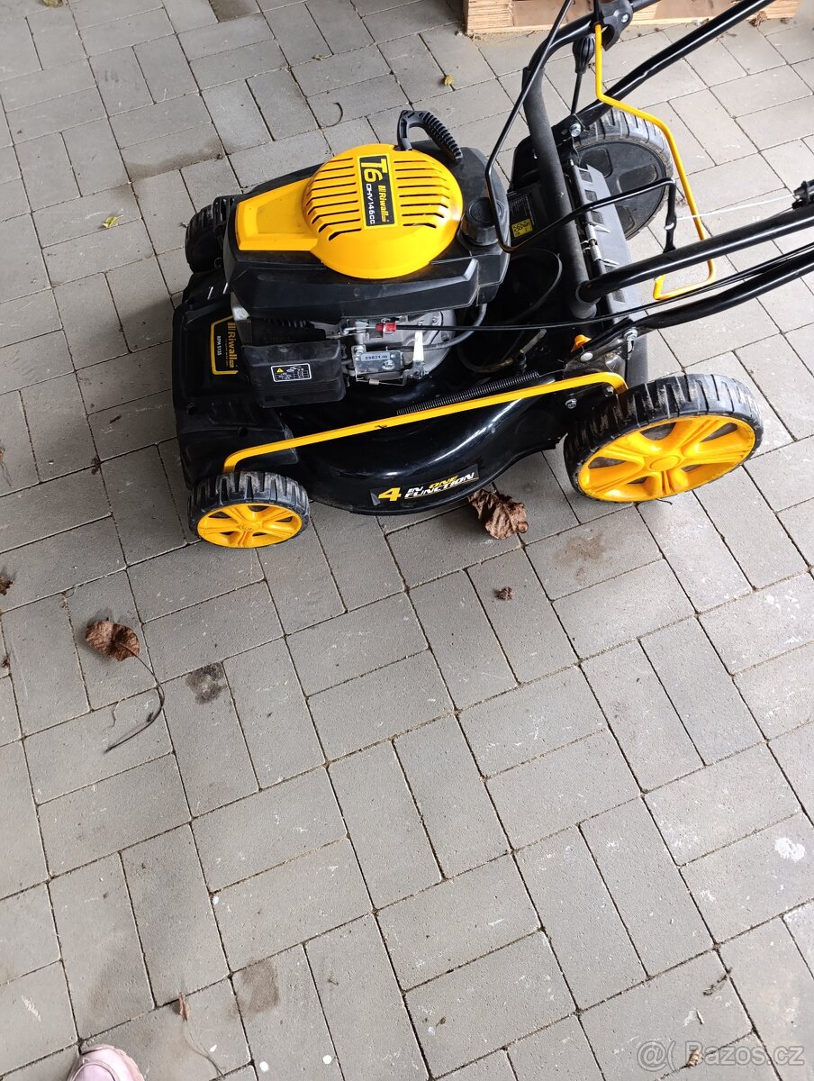 Benzínová sekačka  Rivall Pro RPM 5135   s pojezdem