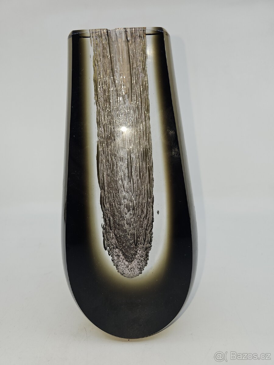 Mohutna vaza Pavel Hlava
