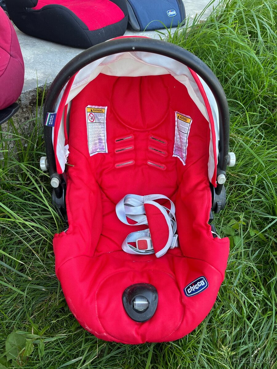 Dětské autosedačky, podsedáky