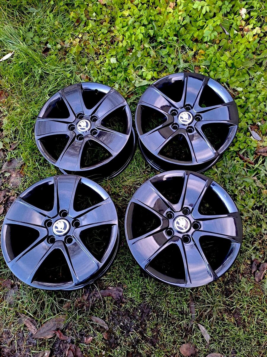 Alu kola 5x112 originál Škoda R16