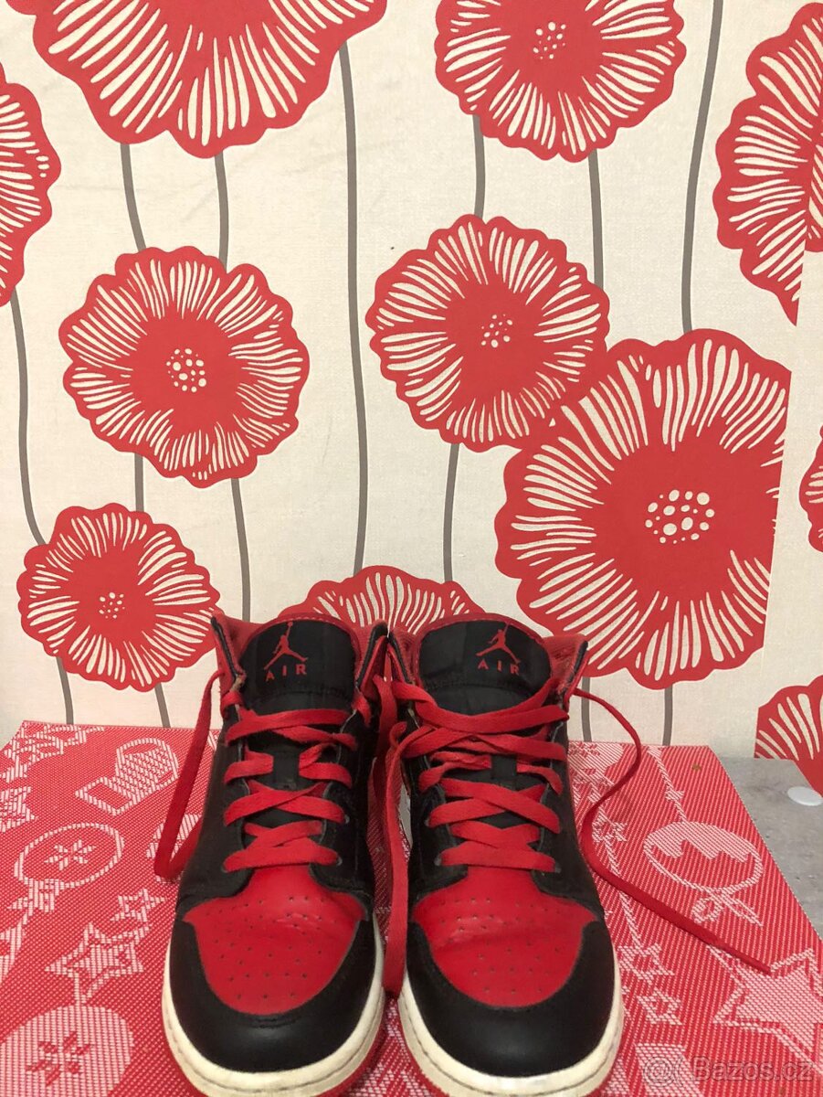 Boty air Nike Jordán 1