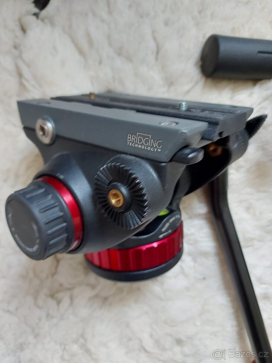 Manfrotto mix stativových hlav