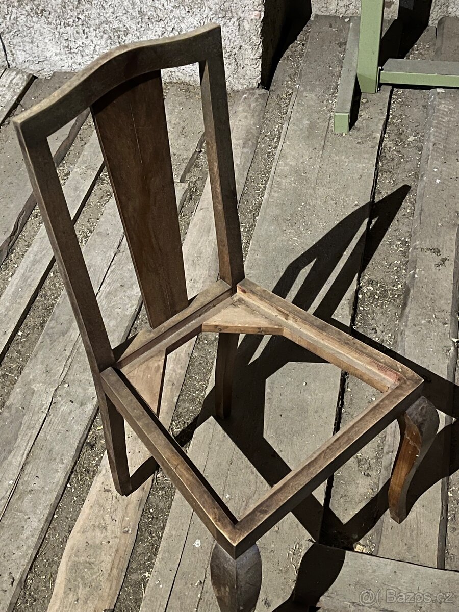 Židle zámecká