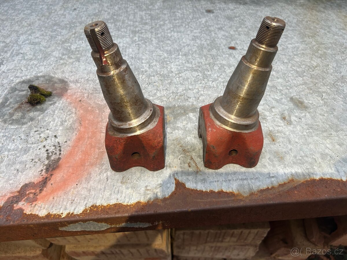 Čep náboje Zetor 3011