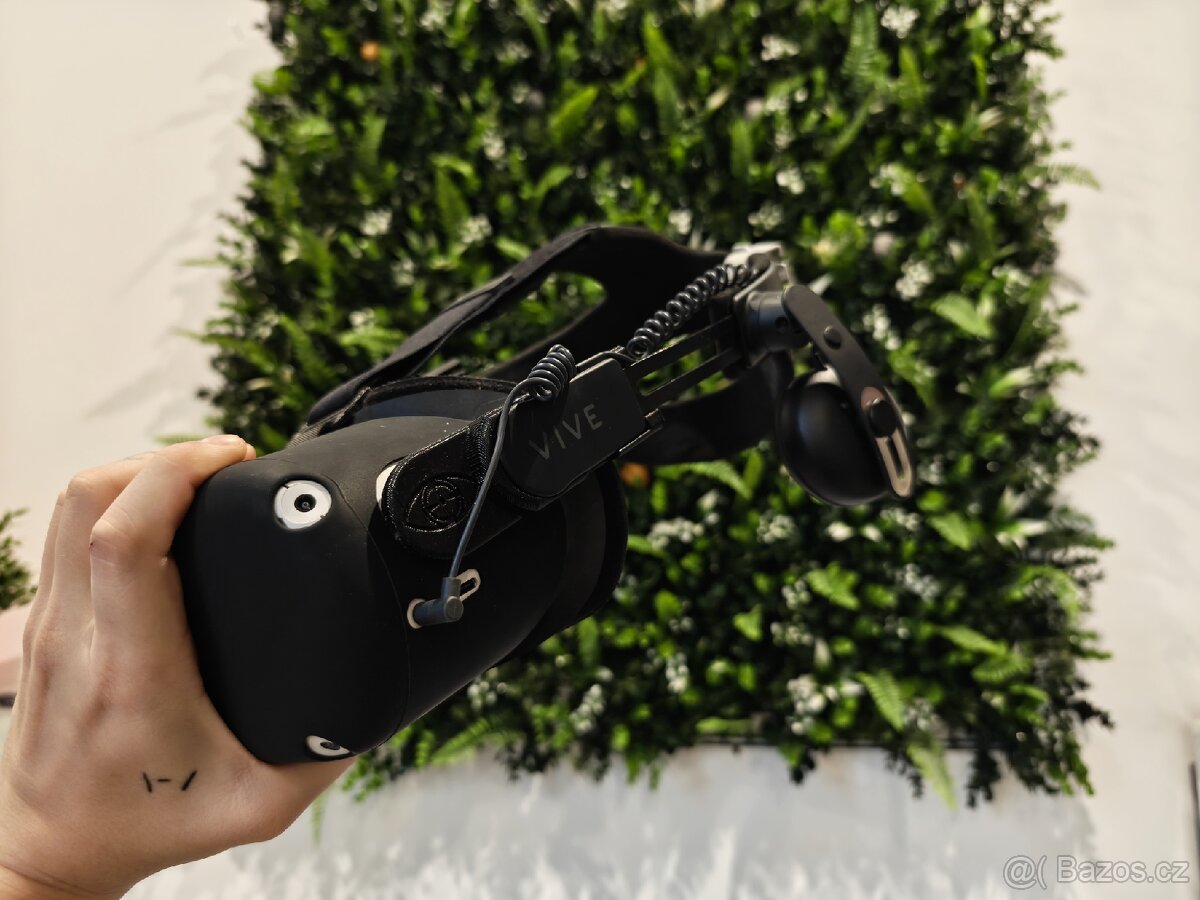 Oculus quest 2 128GB + Vive headstrap