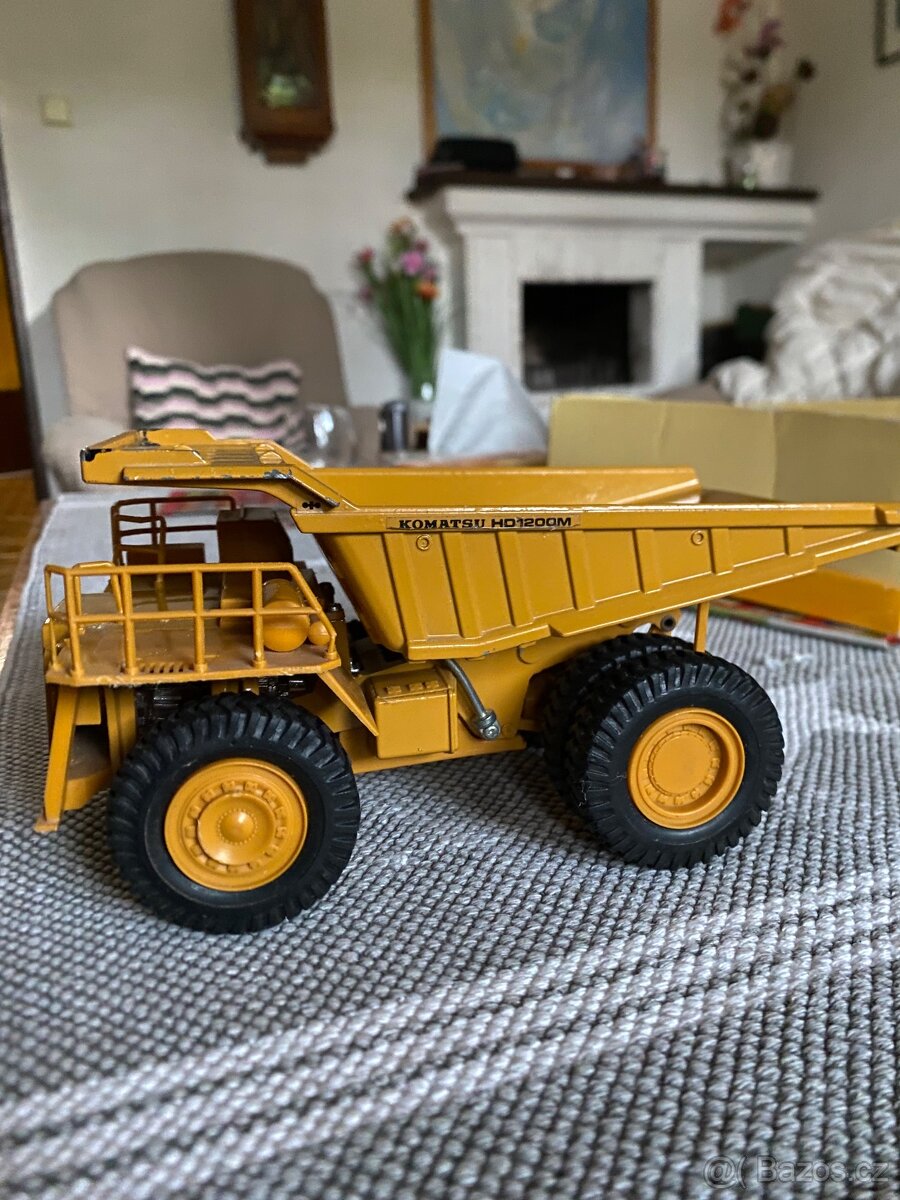 Komatsu HD1200M 1:50