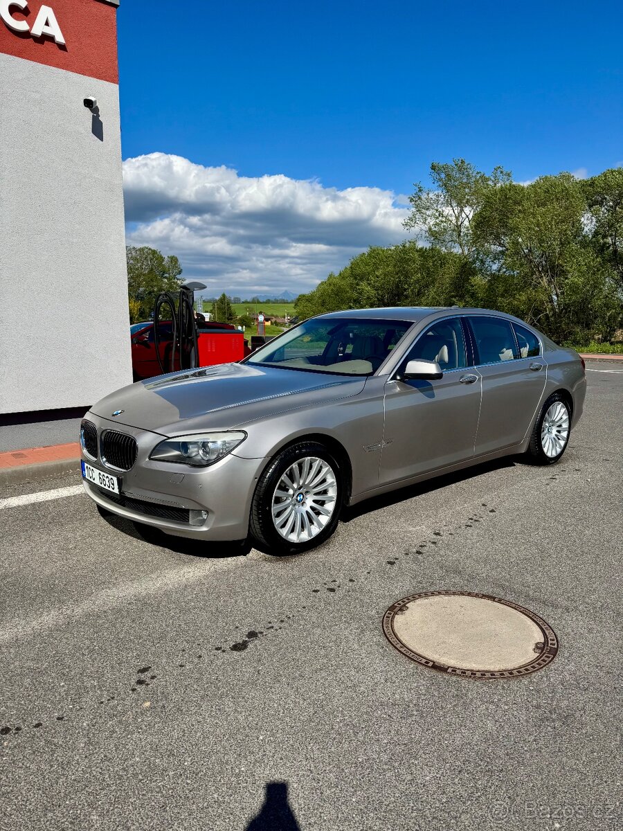 BMW 740xd   Predam/Vymenim
