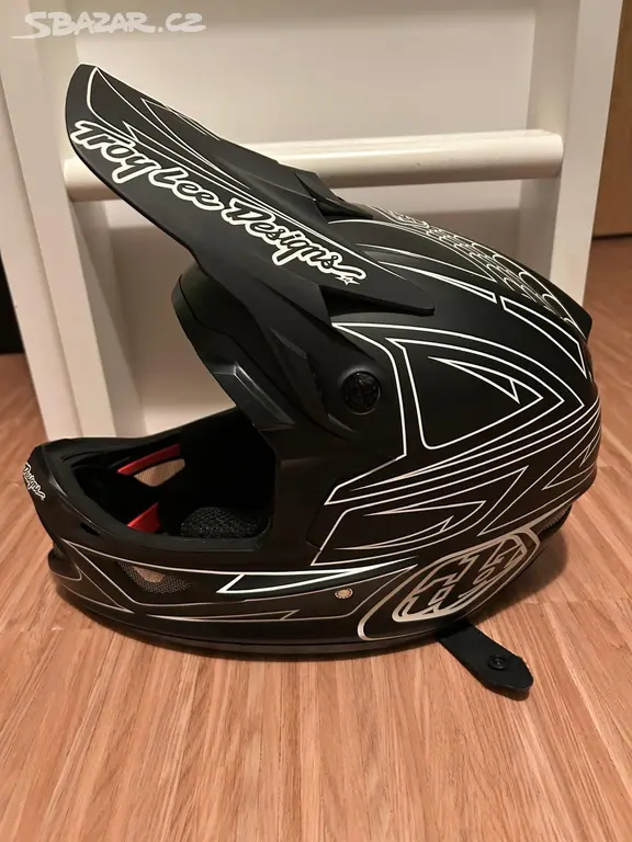 Integrální helma Troy Lee Designs D3 Fiberlite