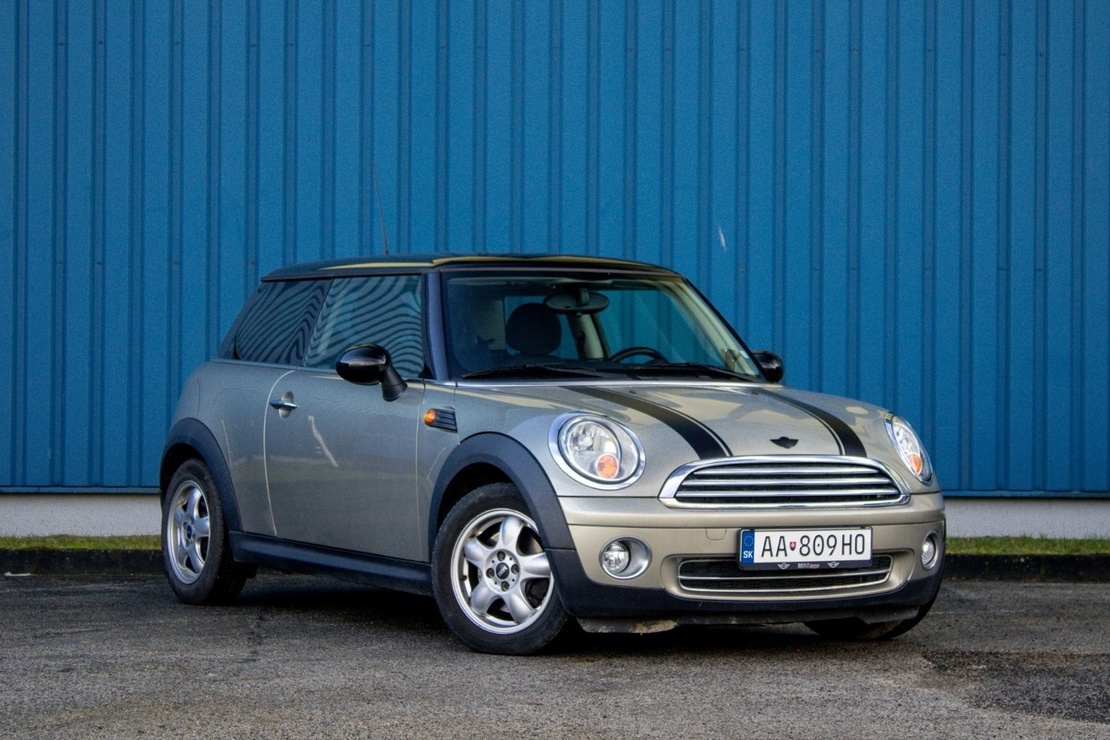 Mini Cooper 1.6i 88kw Automat