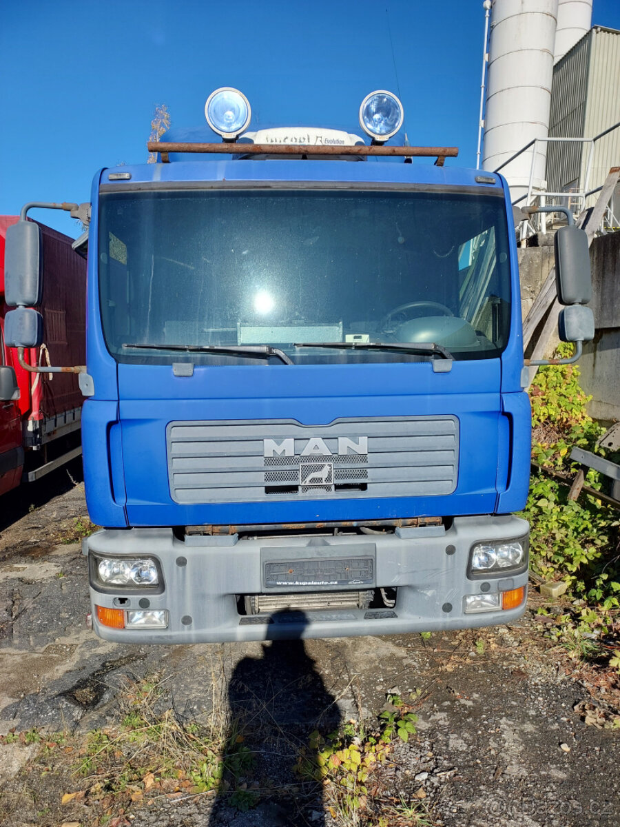 MAN TGL 12.210 zadní náprava, převodovka, motor, kabina