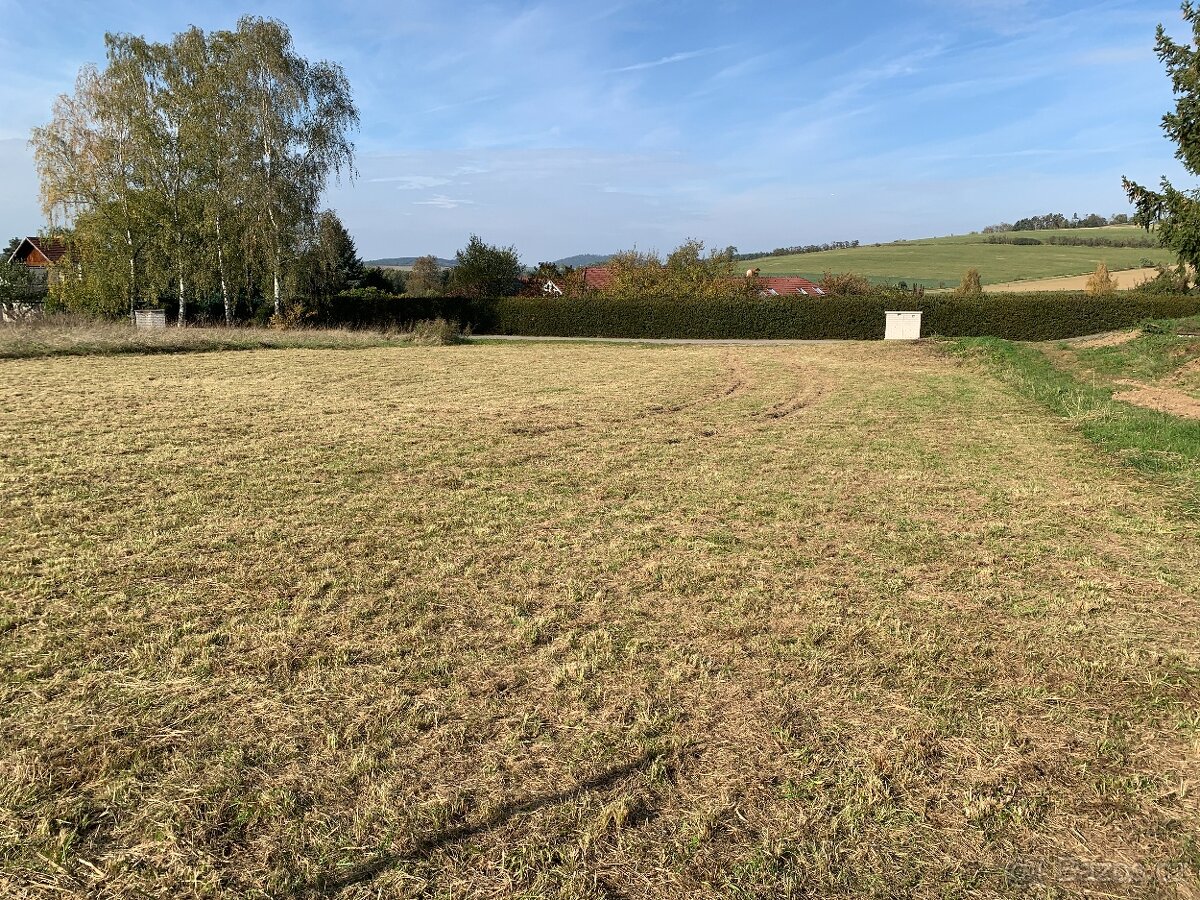 Prodej pozemku Drachkov 1007m2 - Nová lokalita